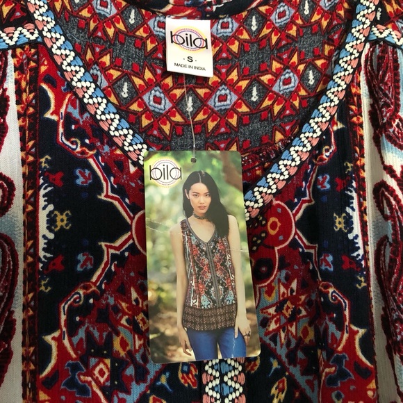 Bila Boho Floral Pattern Sleeveless Top NWT - Picture 3 of 5